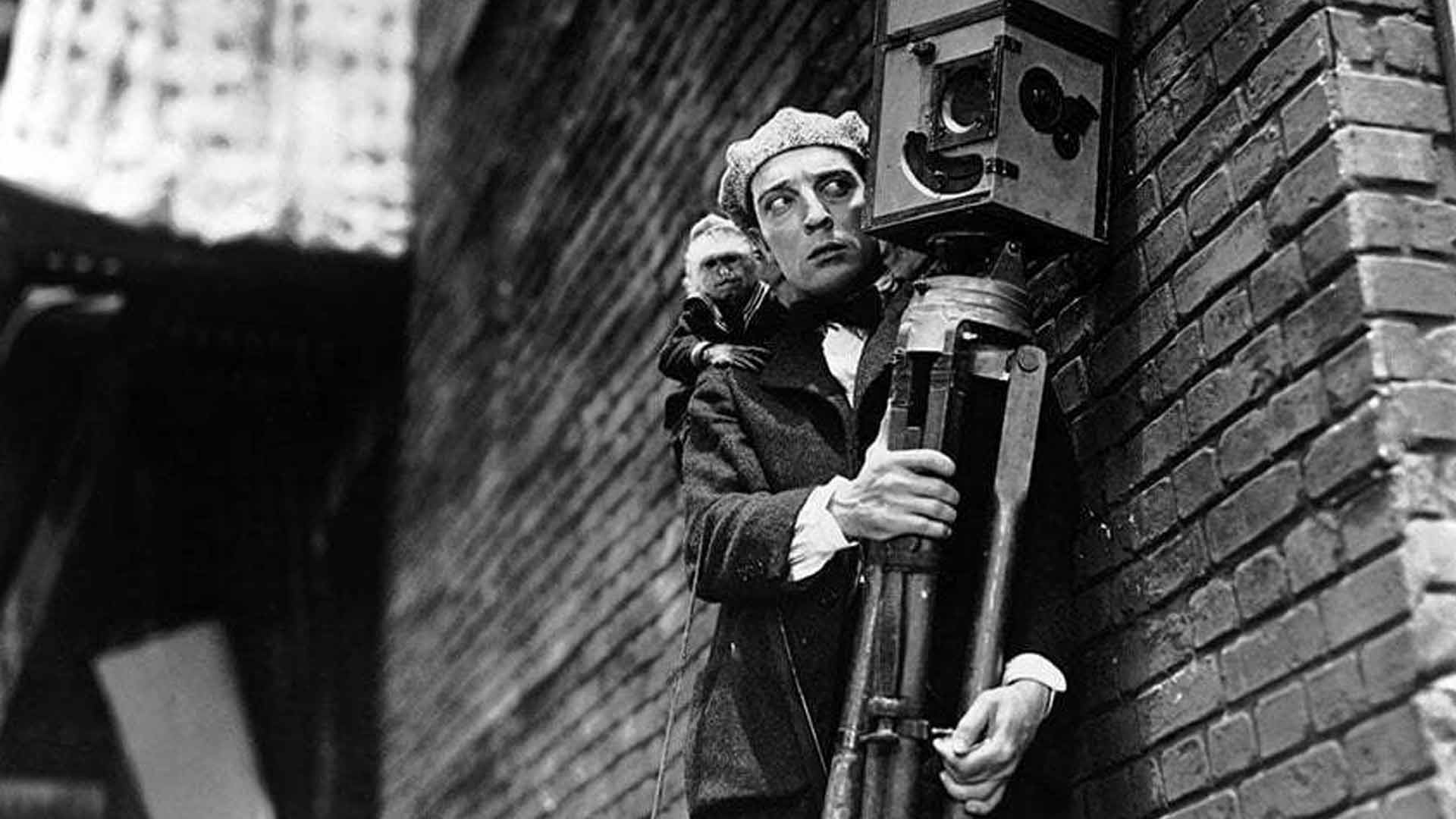 فیلم برتر روسی Man with a Movie Camera