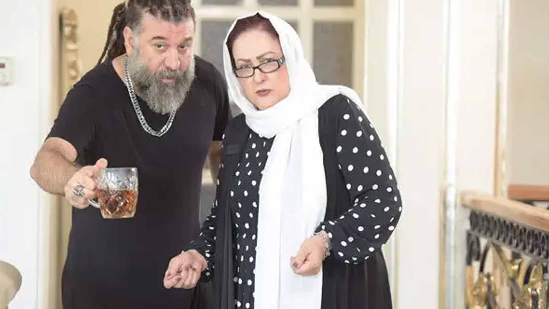 فیلم کمدی ایرانی هولیا